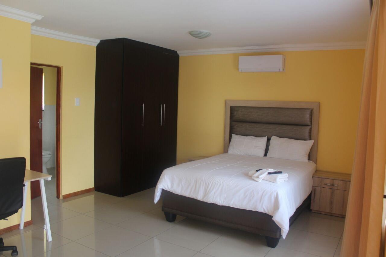 Mbopha Guest House Ulundi Exterior photo